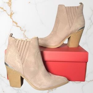 Sun + Stone Women's Abiigail Pointed-Toe Booties NWOB